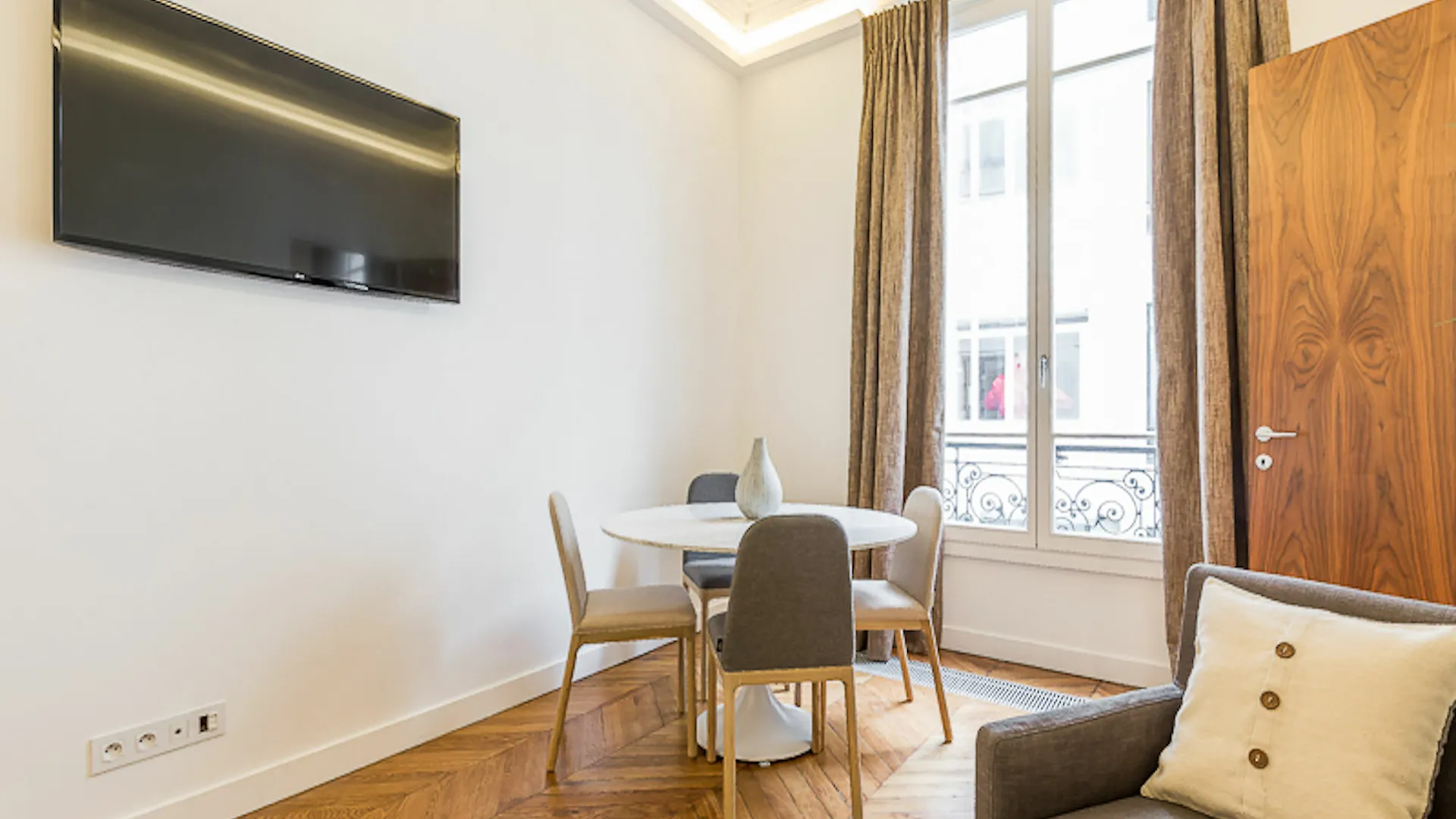 We - Champs Elysees 75008 Apartment *
